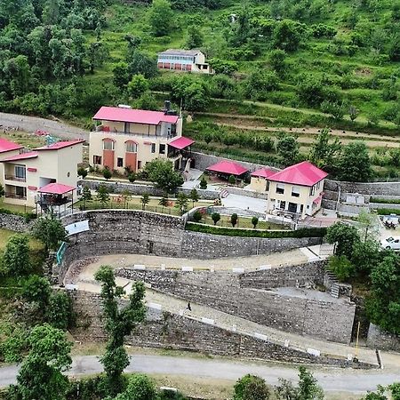 Mist N Meadows Resort Rajgarh  Luaran gambar