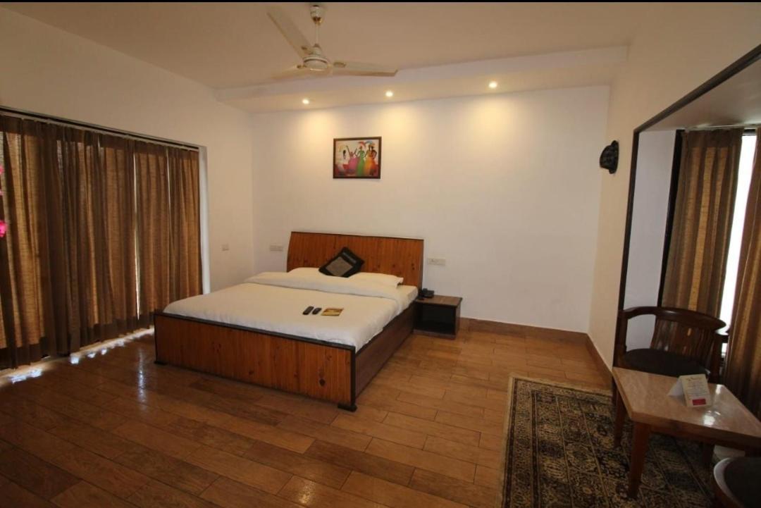 Mist N Meadows Resort Rajgarh  Luaran gambar