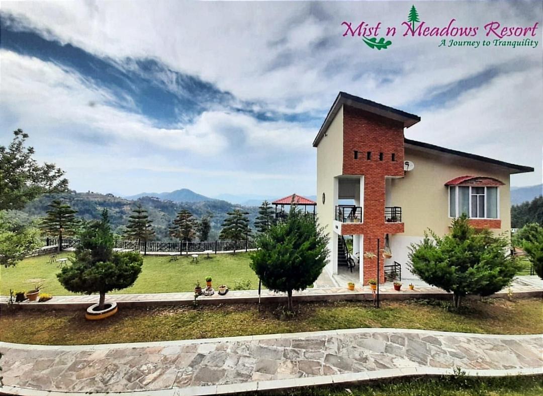 Mist N Meadows Resort Rajgarh  Luaran gambar