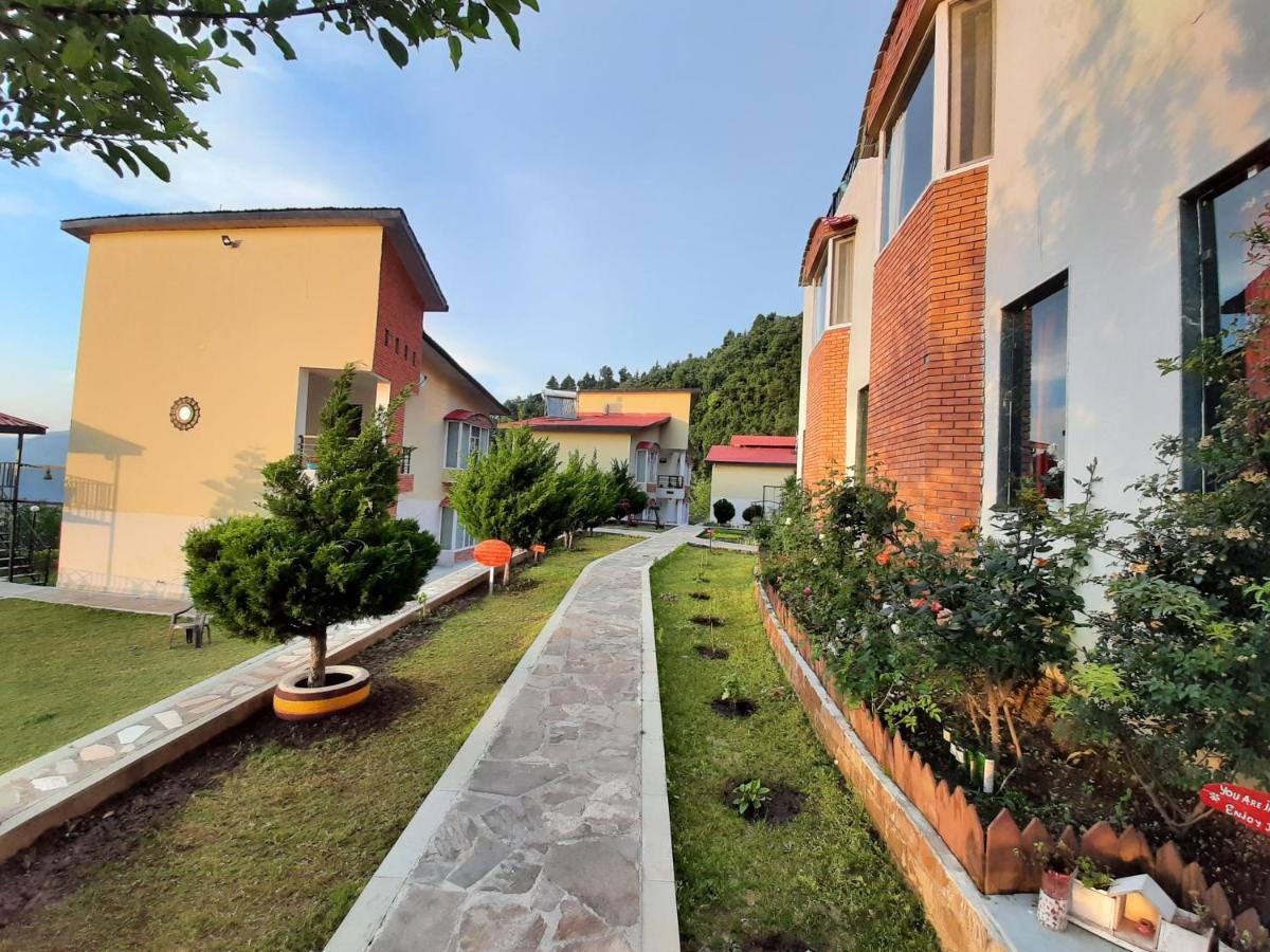 Mist N Meadows Resort Rajgarh  Luaran gambar